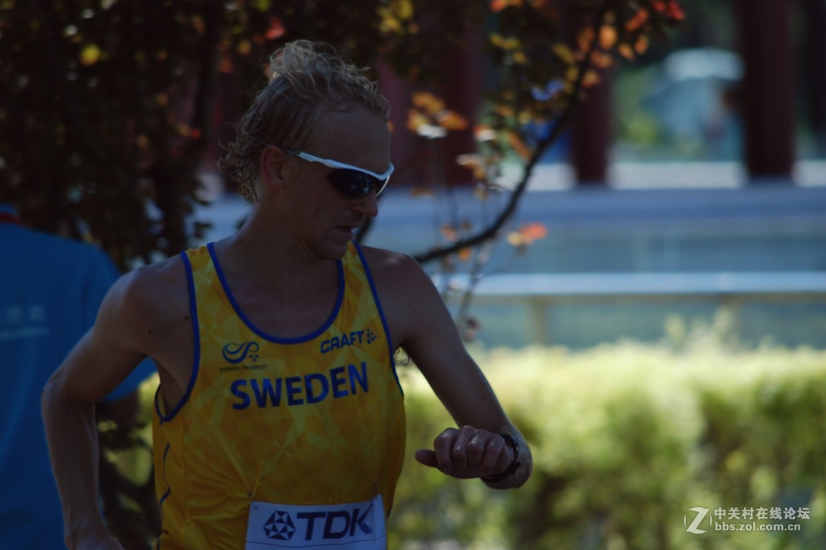 用AFS 55-300抓拍2015世界马拉松决赛