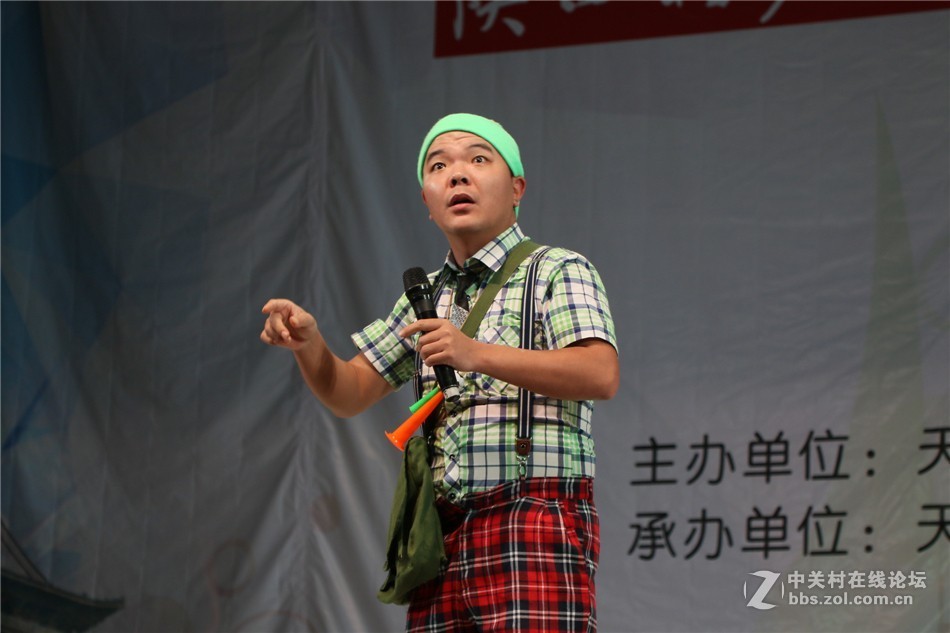 刚购到佳能7D Mark II机，舞台演出试镜（人物）