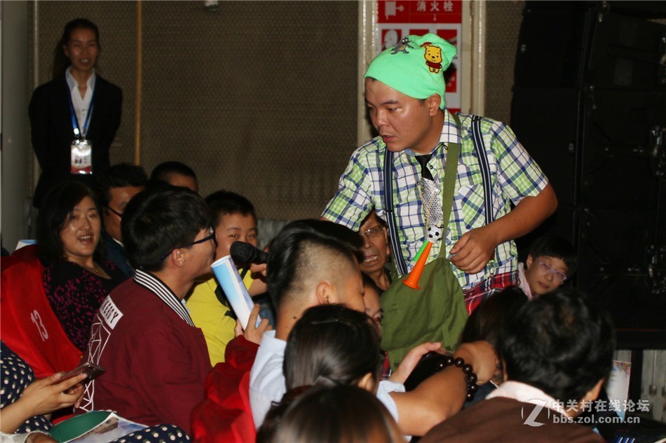 刚购到佳能7D Mark II机，舞台演出试镜（人物）