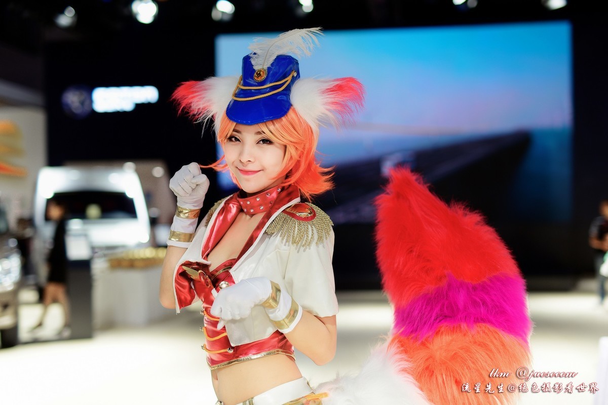 妲己！小乔！痴汉！王者荣耀COSPLAY动漫展现2017广州国际车展展台。你发现她们了吗？