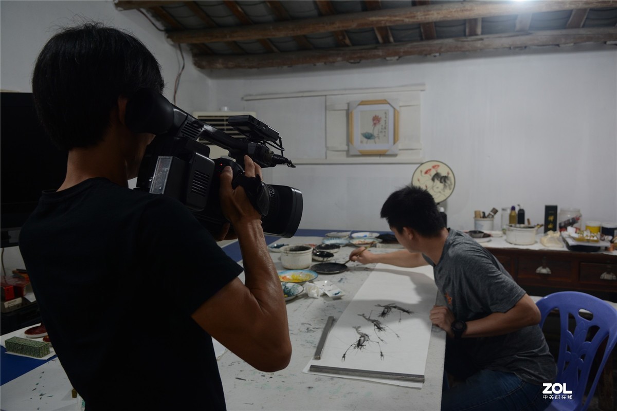 采访著名画家林海诚，录制揭阳电视台民生热线、编辑里湖前后、摄影里湖茶佬。