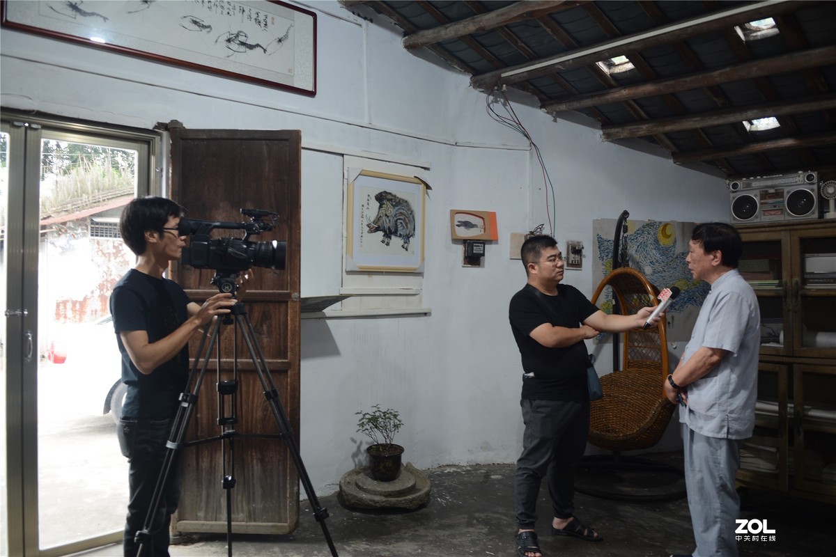 采访著名画家林海诚，录制揭阳电视台民生热线、编辑里湖前后、摄影里湖茶佬。