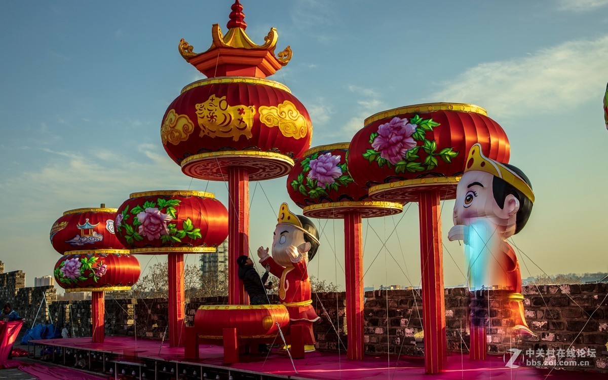 秦淮灯展前试探