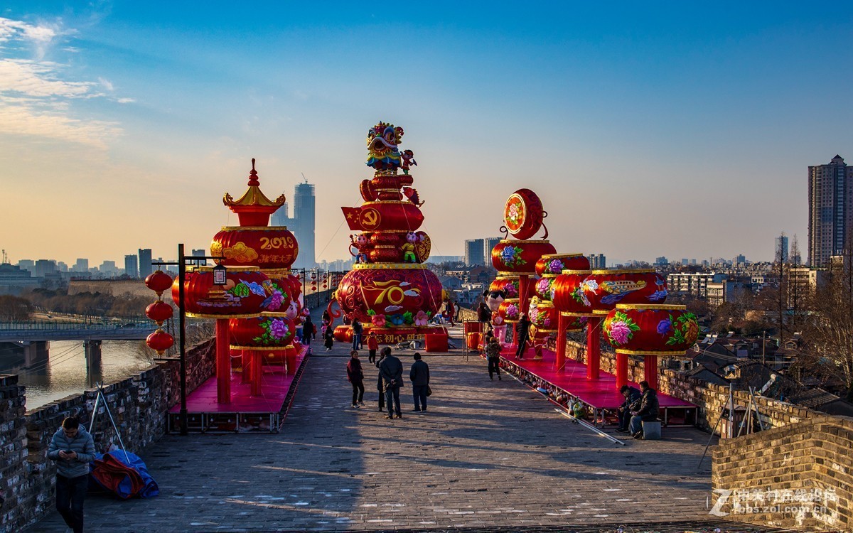 秦淮灯展前试探