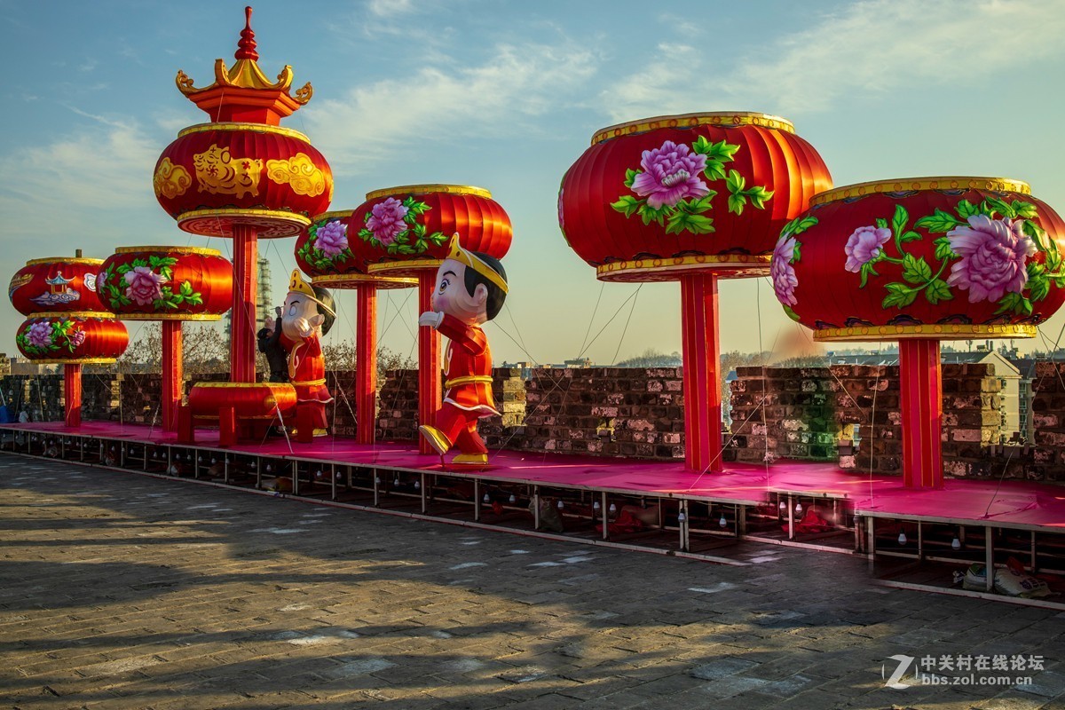 秦淮灯展前试探