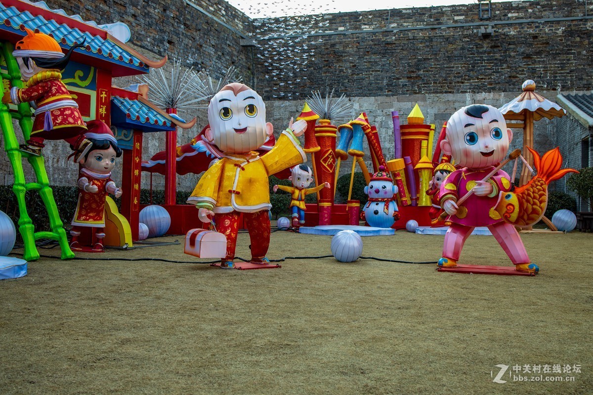 秦淮灯展前试探