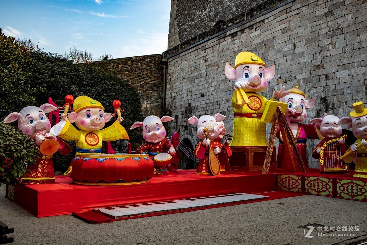 秦淮灯展前试探