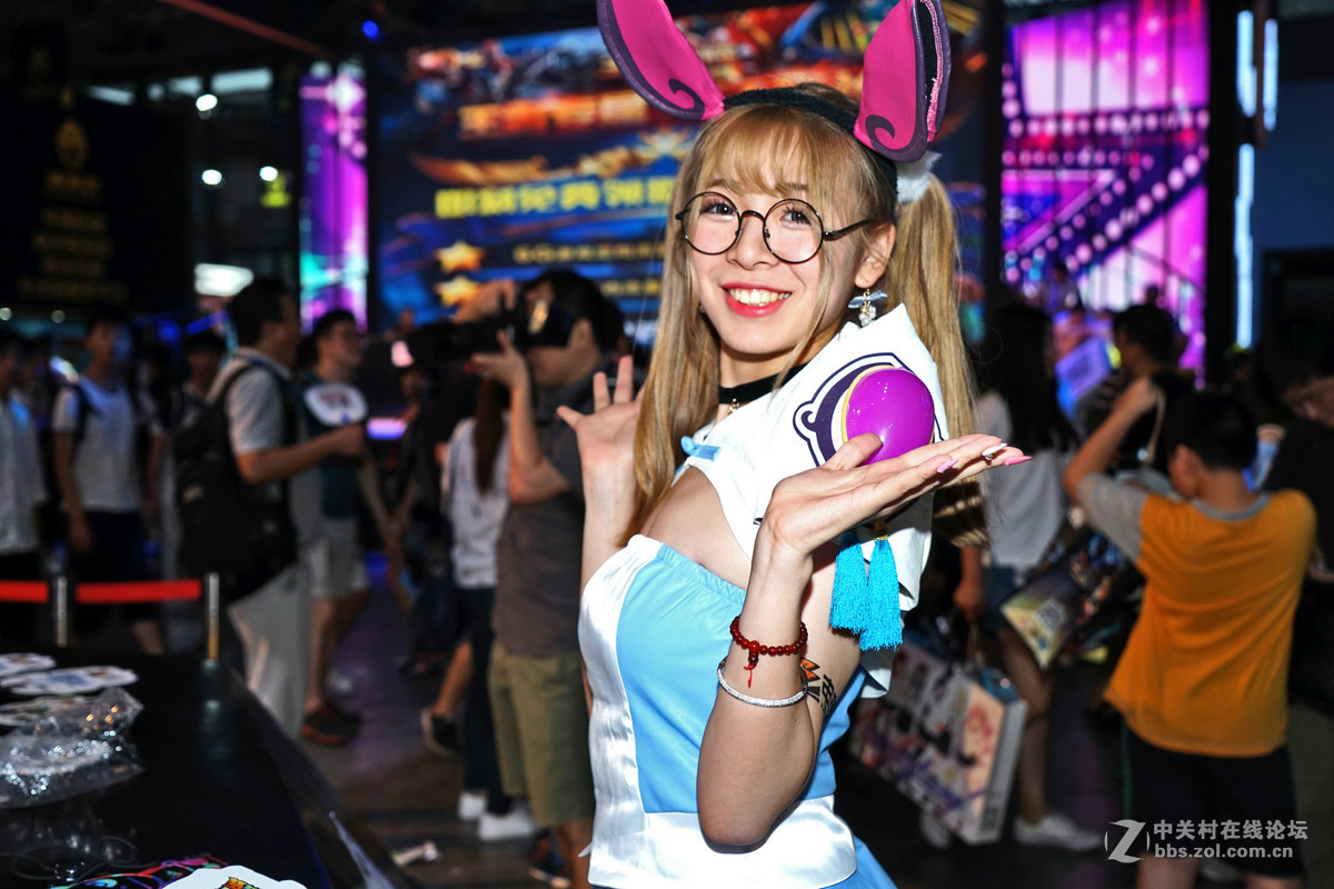 #CJ最强游戏装备看ZOL#  摄影达人的福利又来啦