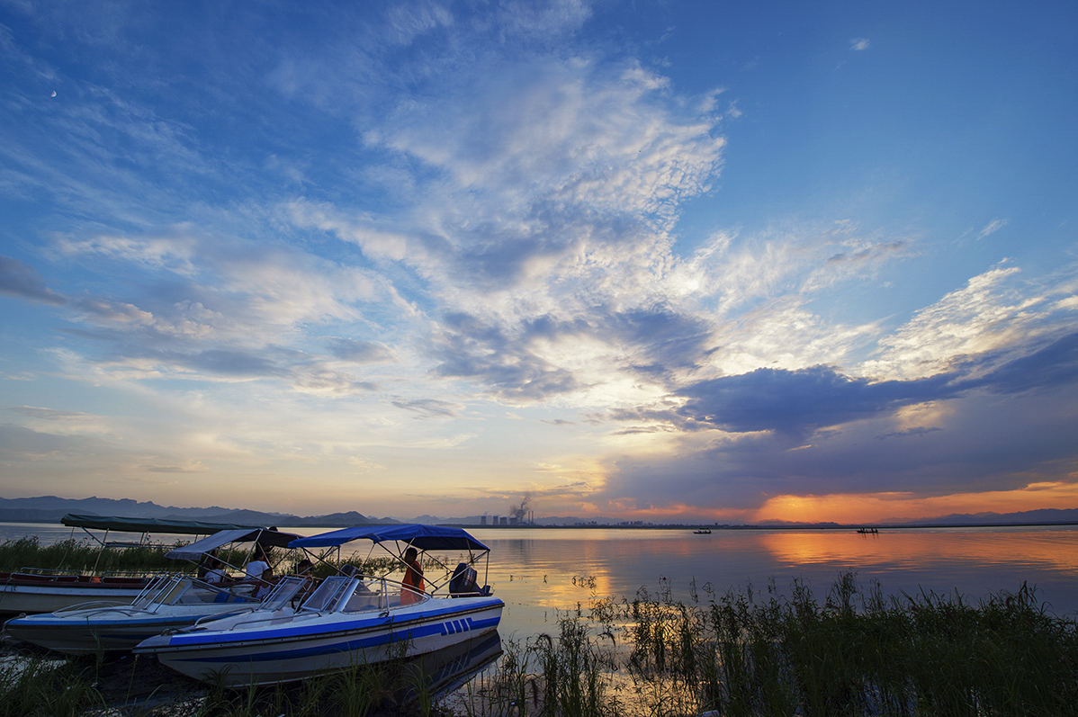 夕落中山湖