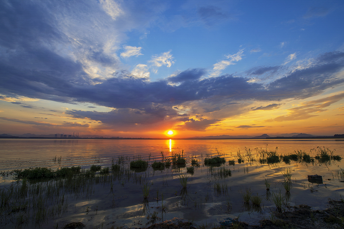 夕落中山湖