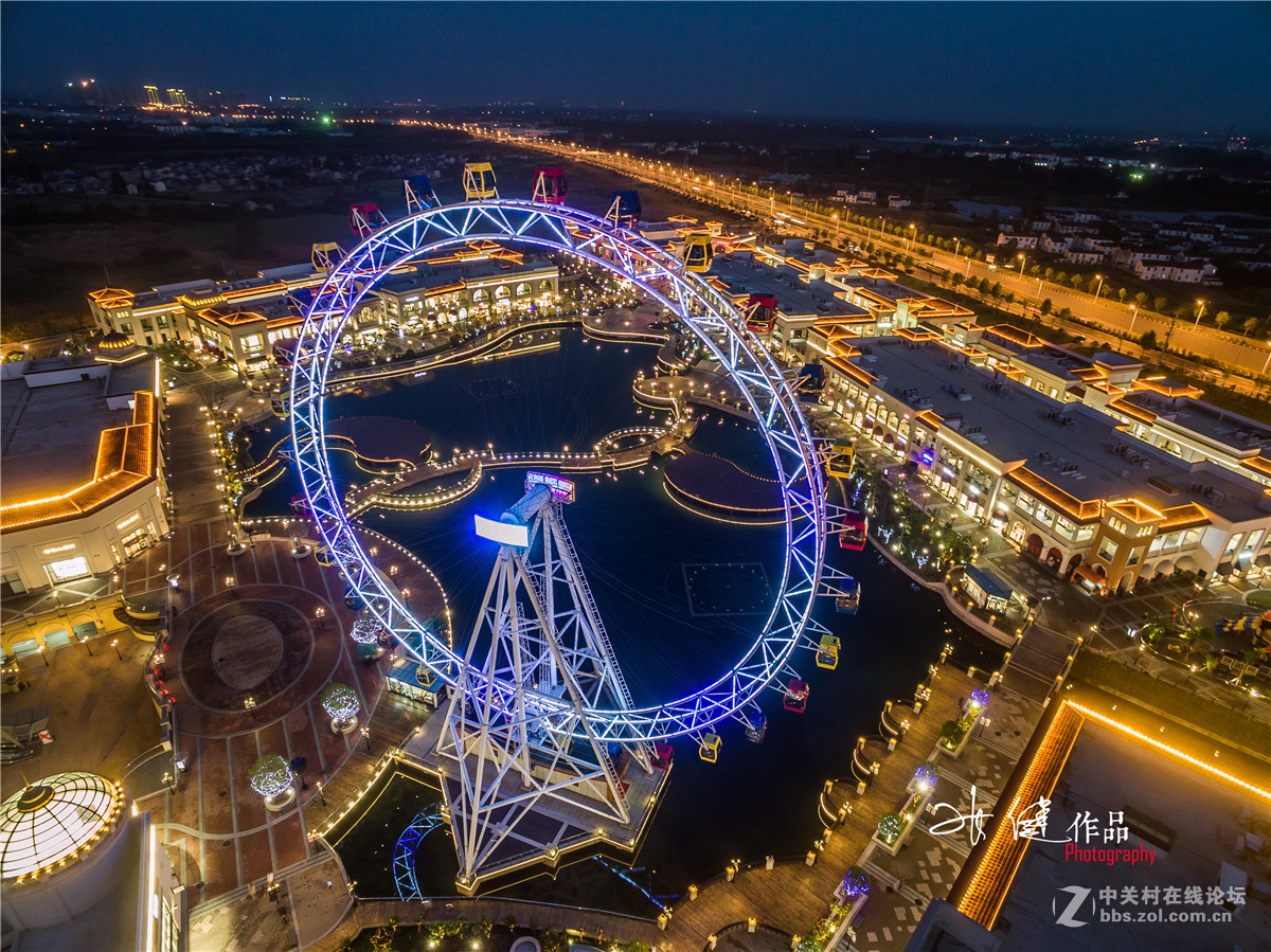 汤山百联奥特莱斯广场