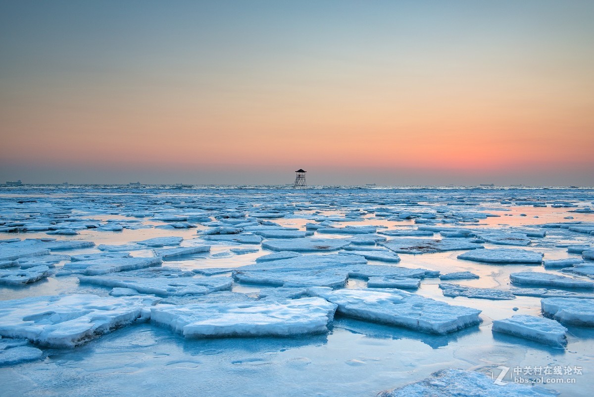 《冰海日出》---祝师友们新年快乐！