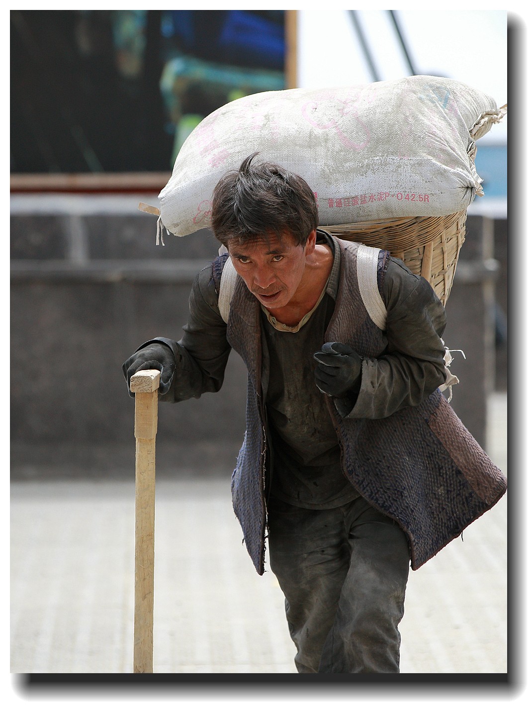 #佳能月赛-最可爱的人#_【背山工】