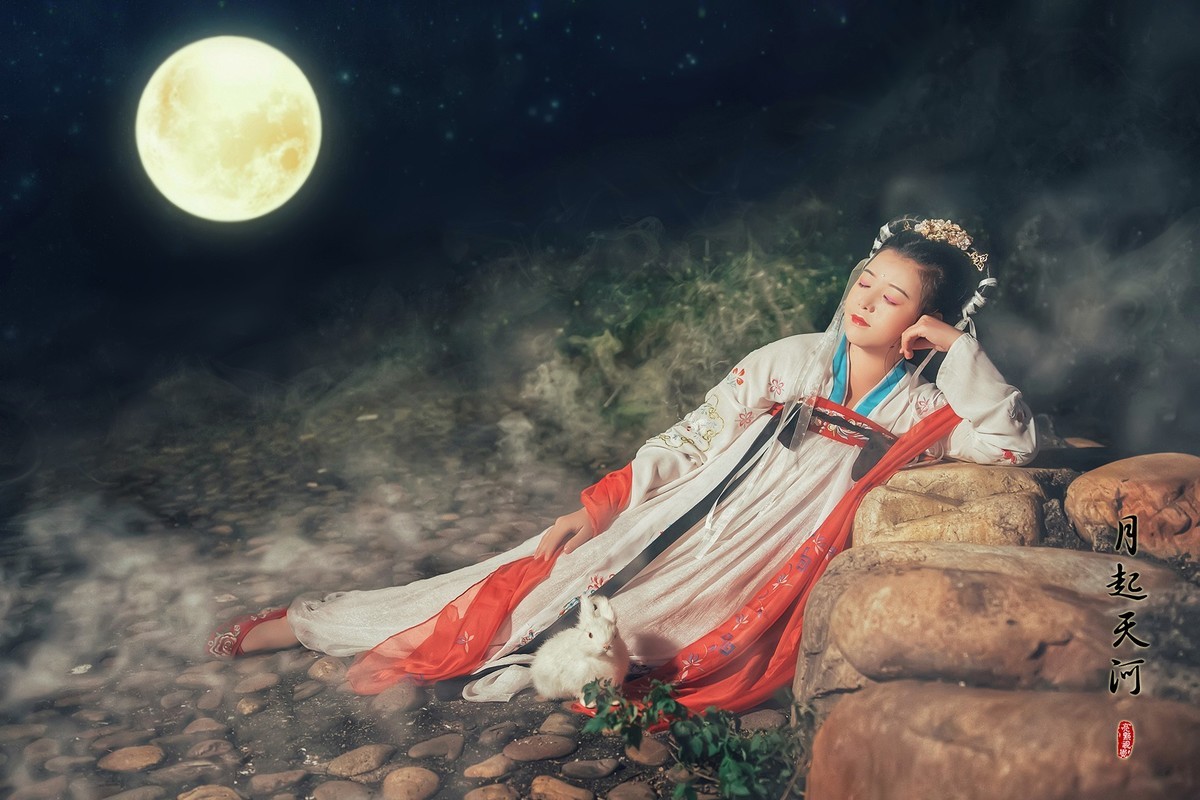 【亮点视觉】月起天河