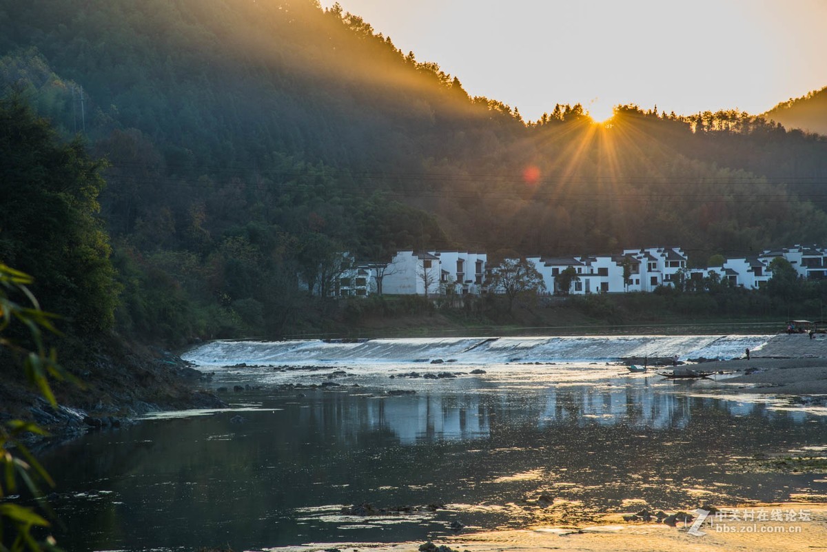 皖南行—一歙县渔梁坝
