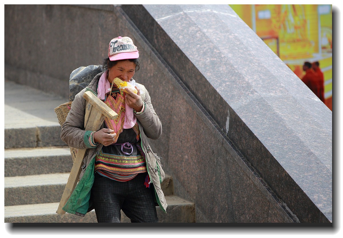 #佳能月赛-最可爱的人#_【背山工】