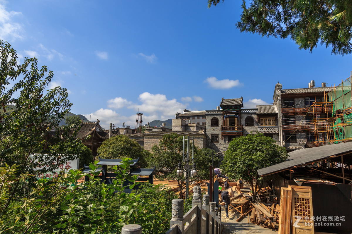 遊覽修建中的陝西山陽古鎮漫川關1