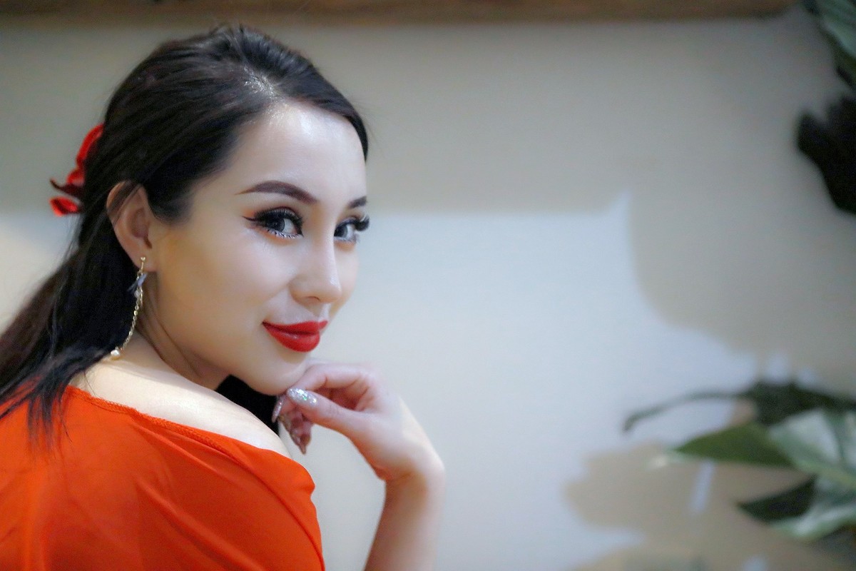 日式榻榻米拍美女