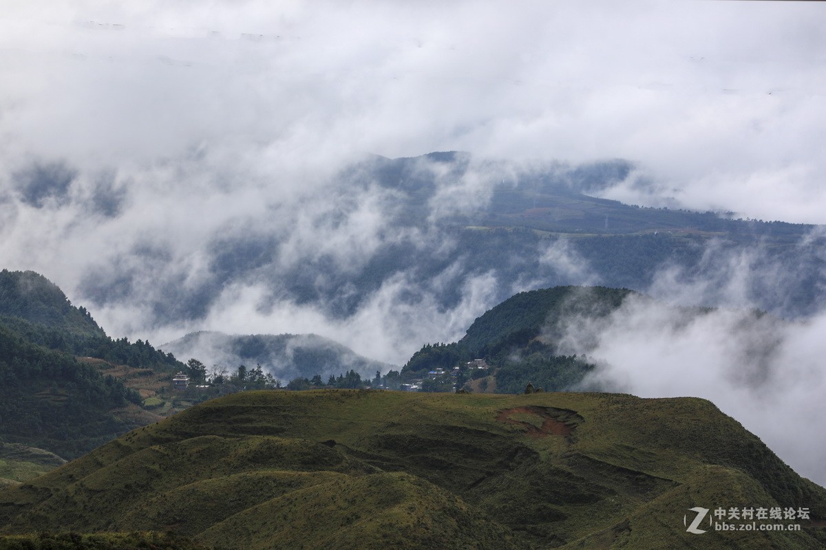 贵州一乌蒙大草原。