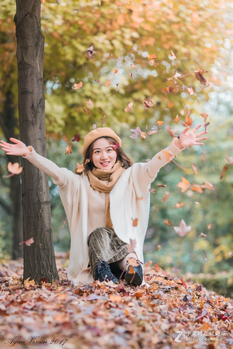 红枫竟艳秋正浓！