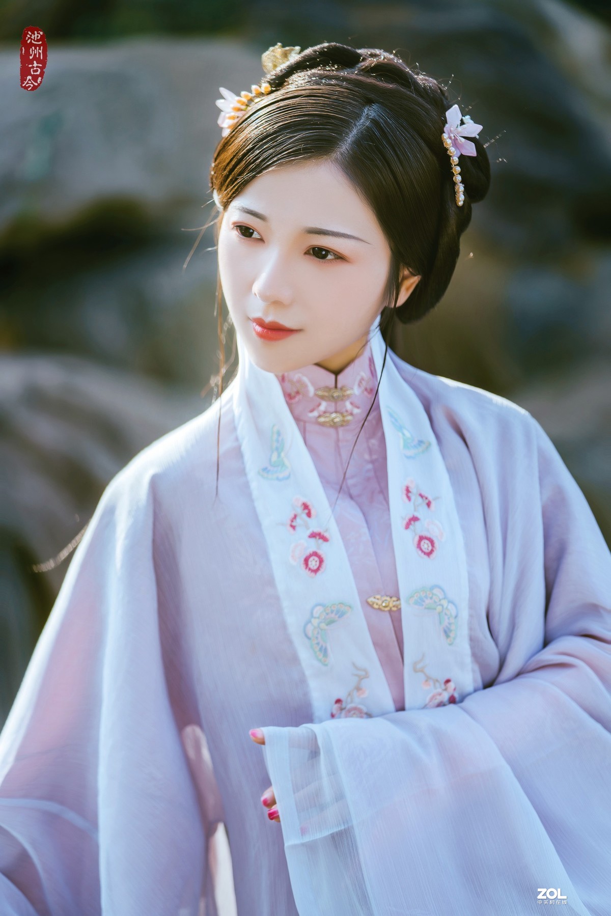 为何
