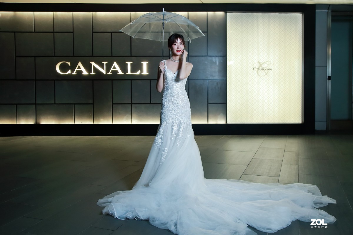 #回顾2019# 街拍婚纱礼服