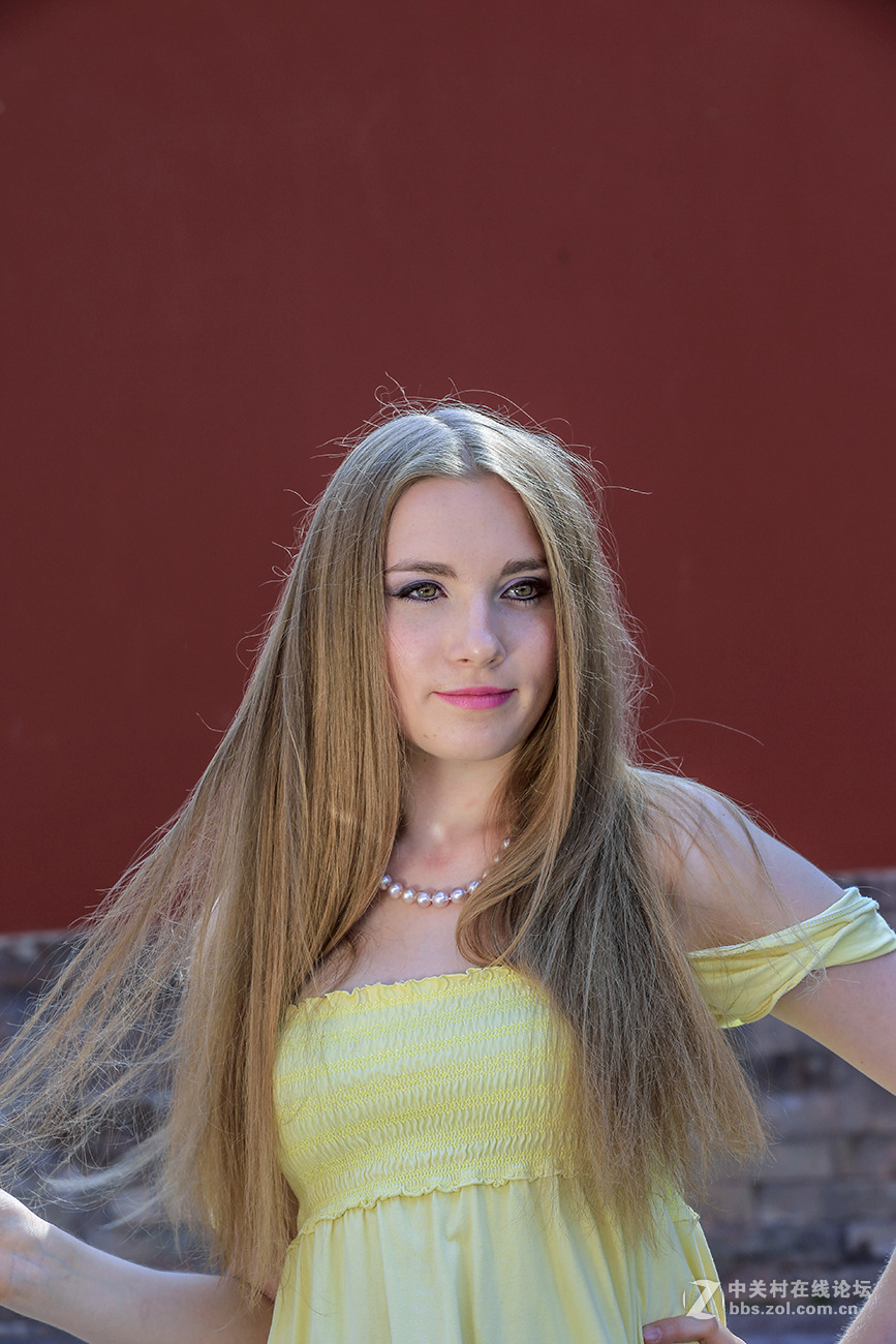 近距学拍美丽大方的波兰姑娘by热瓦普