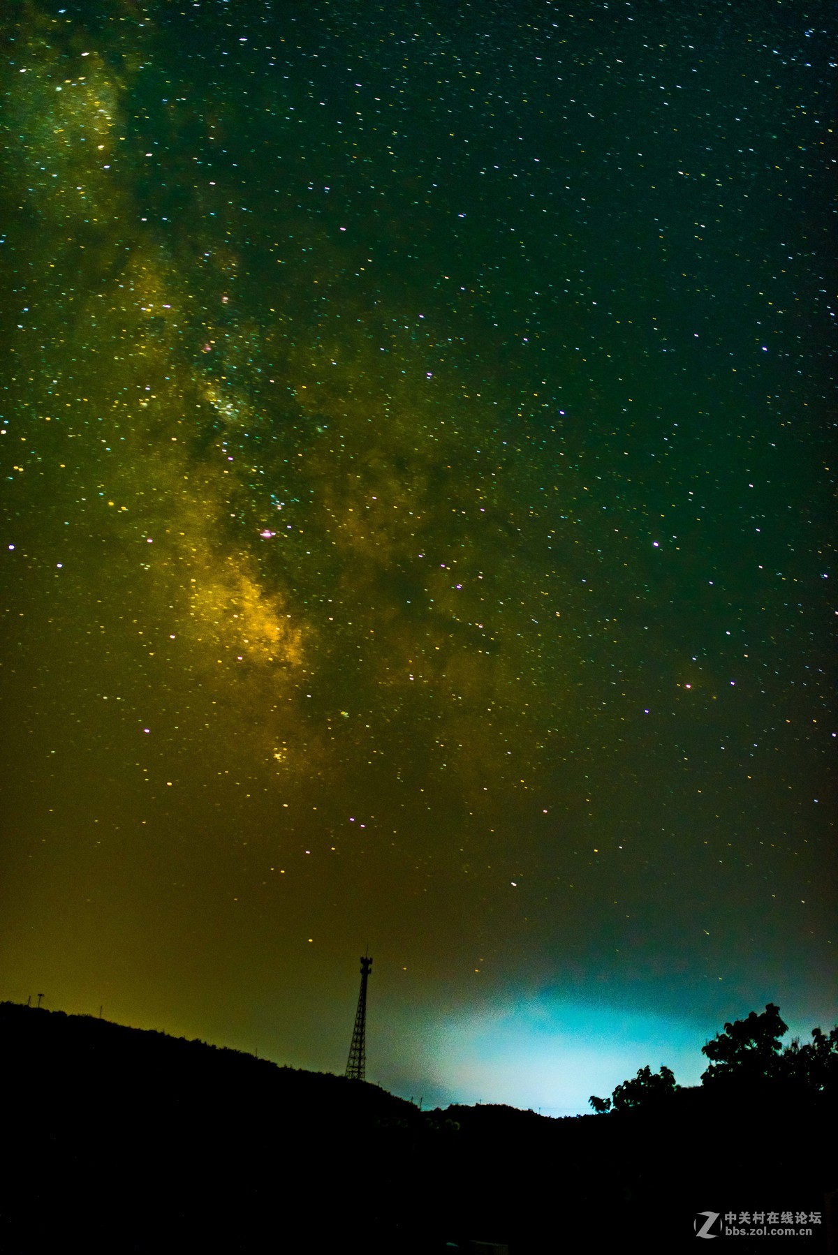 昨天半夜来到西柏坡,看到满天繁星,拍一张,请大家指点!-中关村在线摄