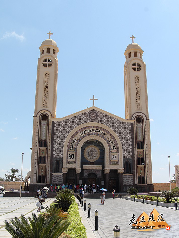 走近埃及28阿布米那基督教新堂下