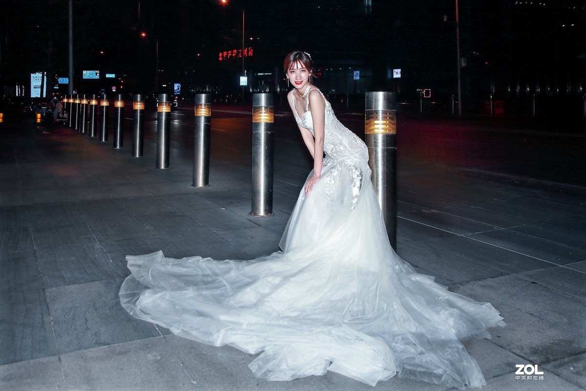 #回顾2019# 街拍婚纱礼服