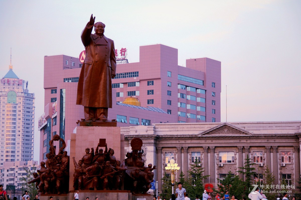 夏日中山广场篇-----2015.8.23日沈阳中山广场 黄昏夜景习作 分享