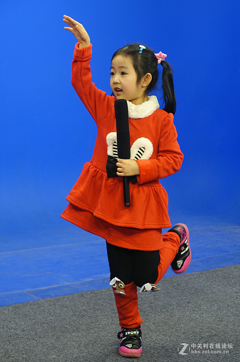 宁宁参加山东卫视第三届中华经典诵读电视选拔赛纪实