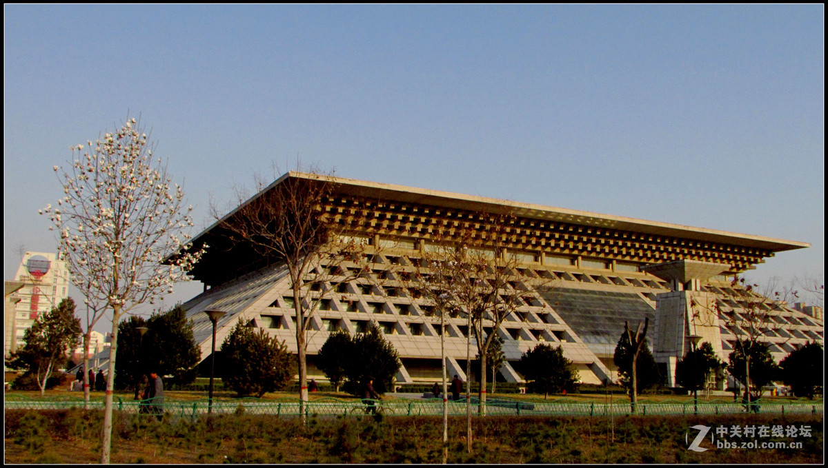 暮色中的安阳两馆