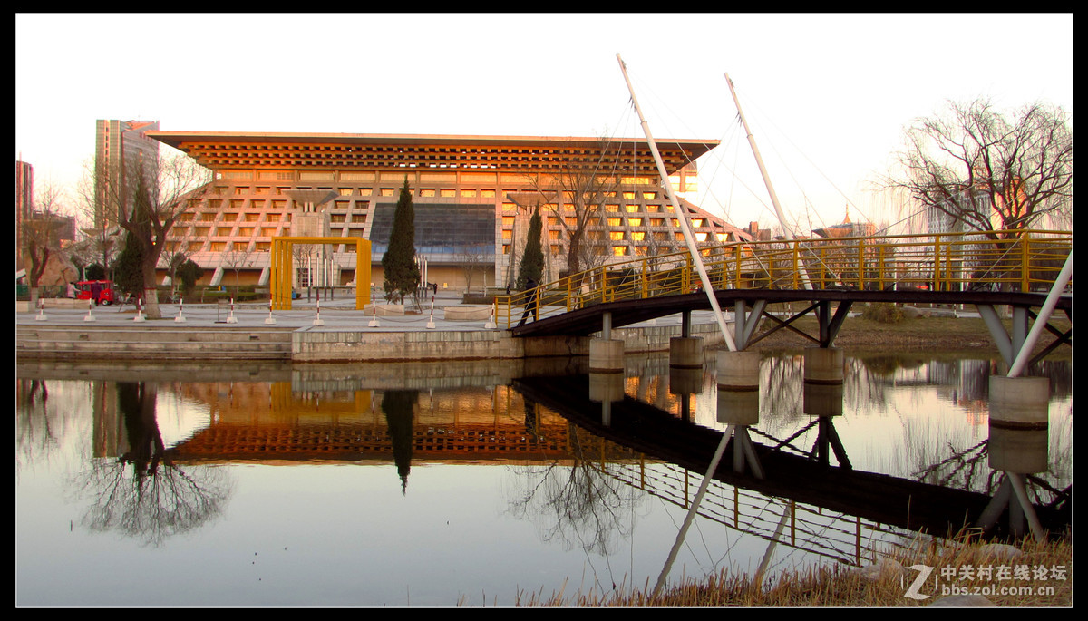 暮色中的安阳两馆