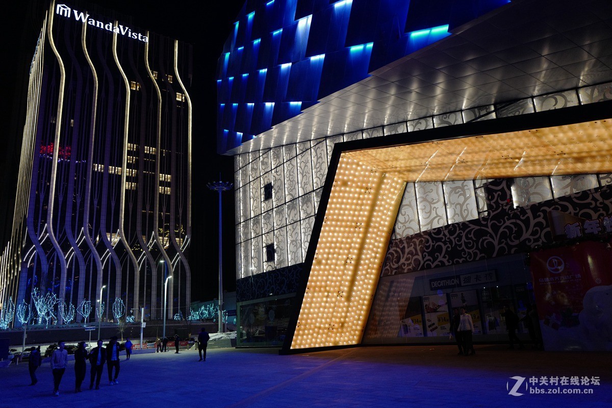 乌市万达广场夜景随拍偶的