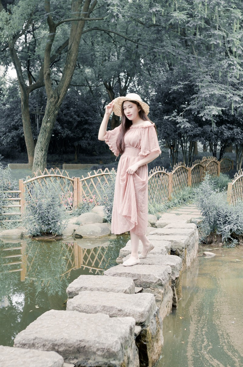 春色满园迎初夏  徐家汇人像外拍