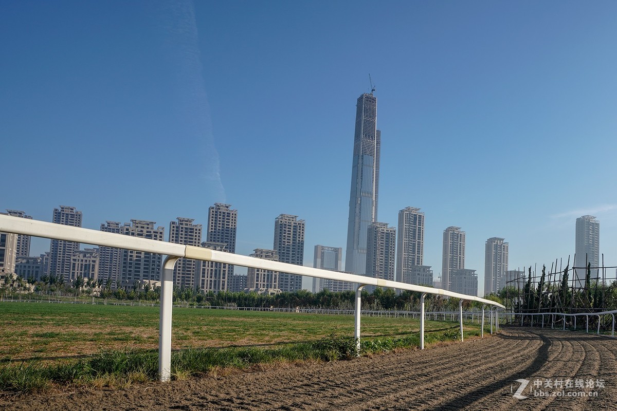 索尼A7RIII随拍，祝星空(中国)越来越旺，祝大家中秋快乐！