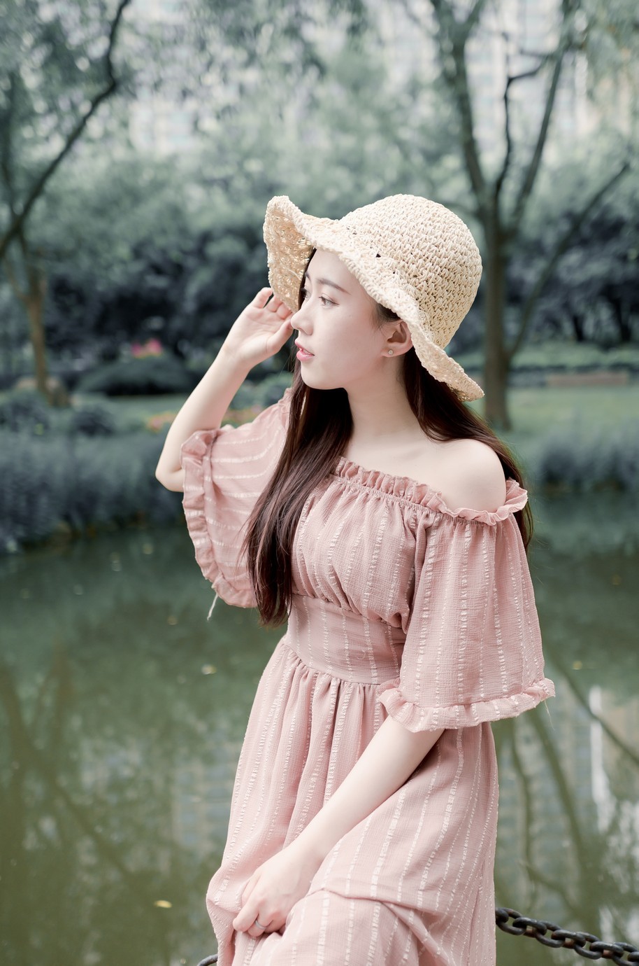 春色满园迎初夏  徐家汇人像外拍