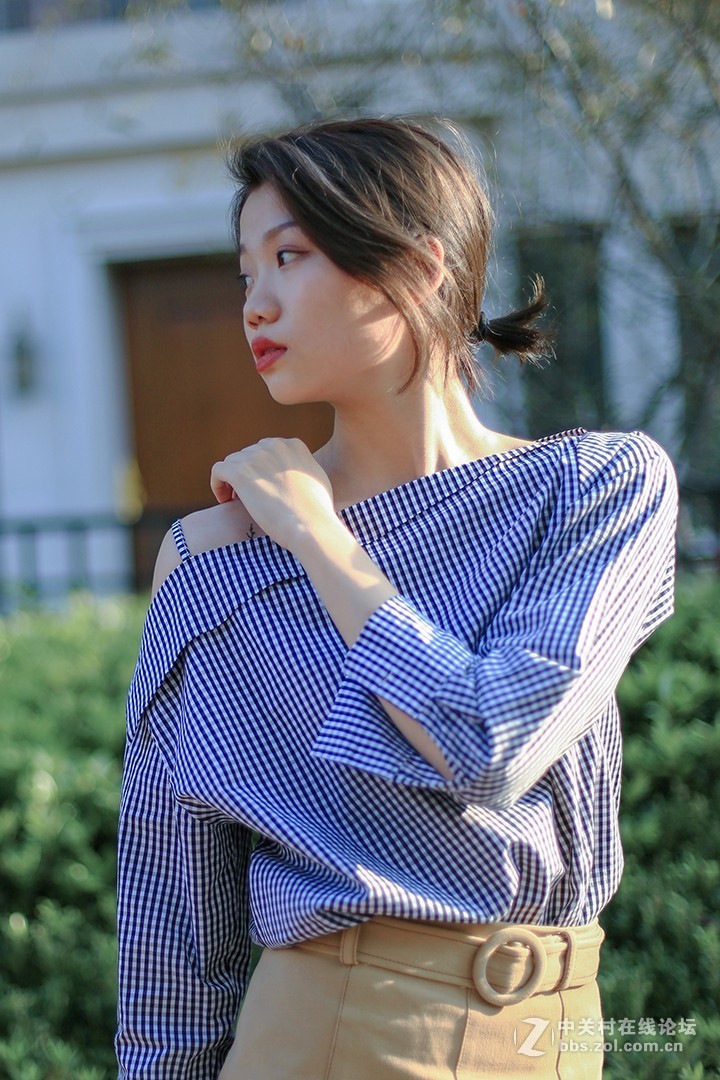 澜岸铭邸的女孩