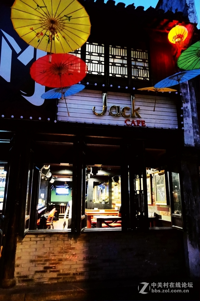 小双胞胎用索尼r100iv拍月河风光