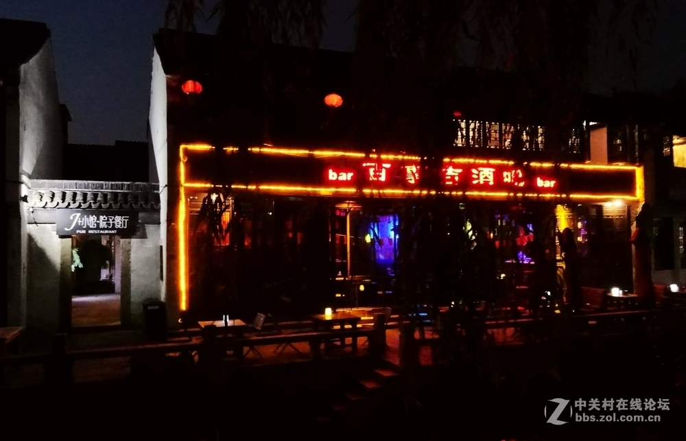 小双胞胎用索尼r100iv拍月河风光