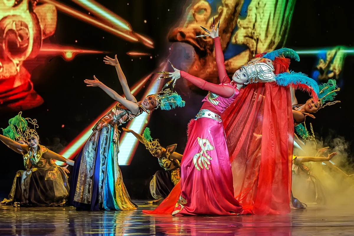 舞台摄影：舞蹈《梦幻星空体育平台堆》