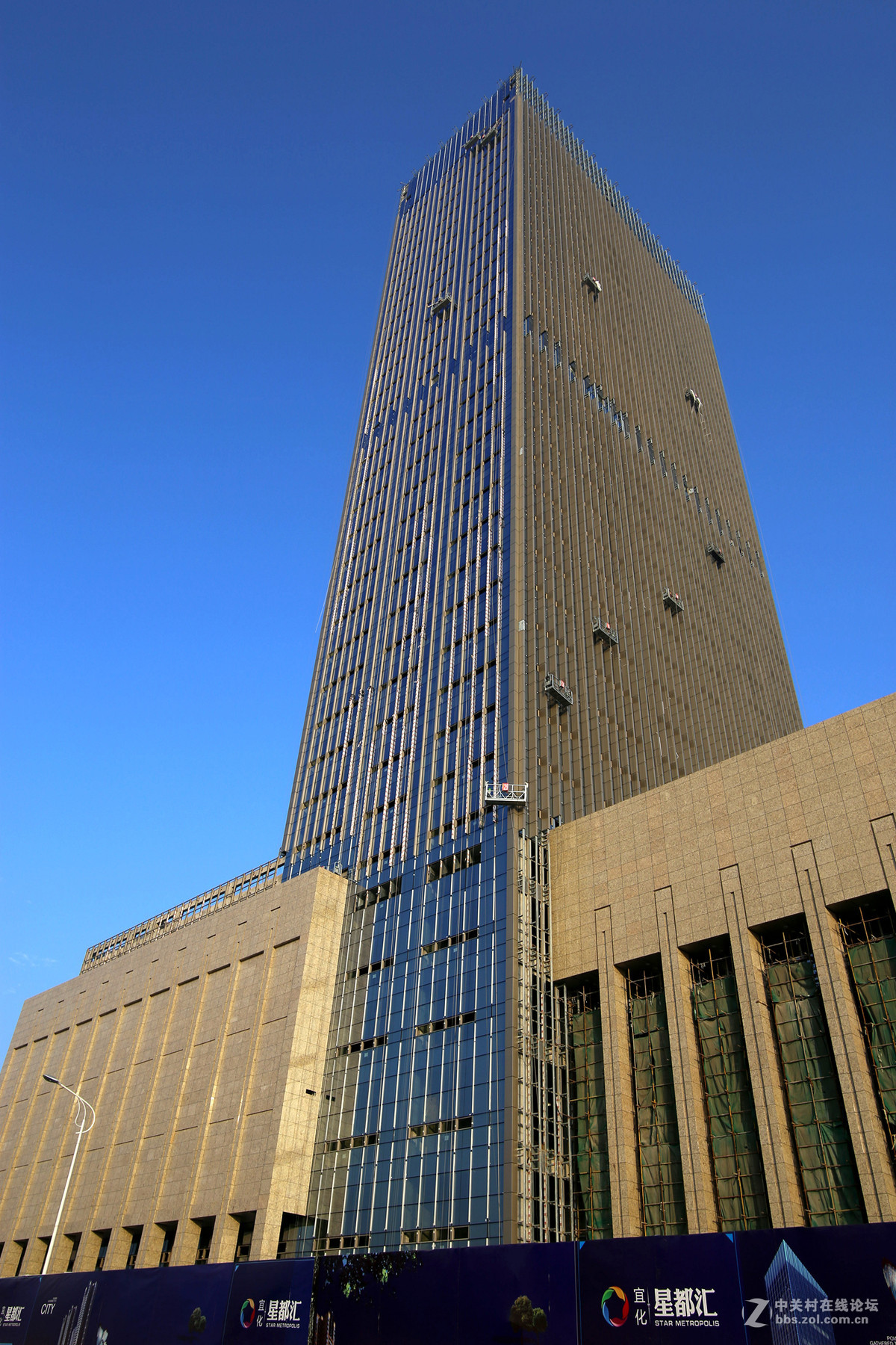 库尔勒伟业大厦图片