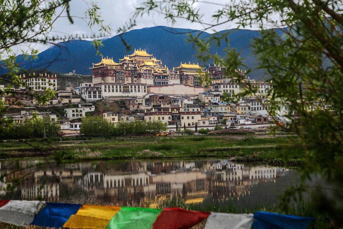 云南行-松赞林寺
