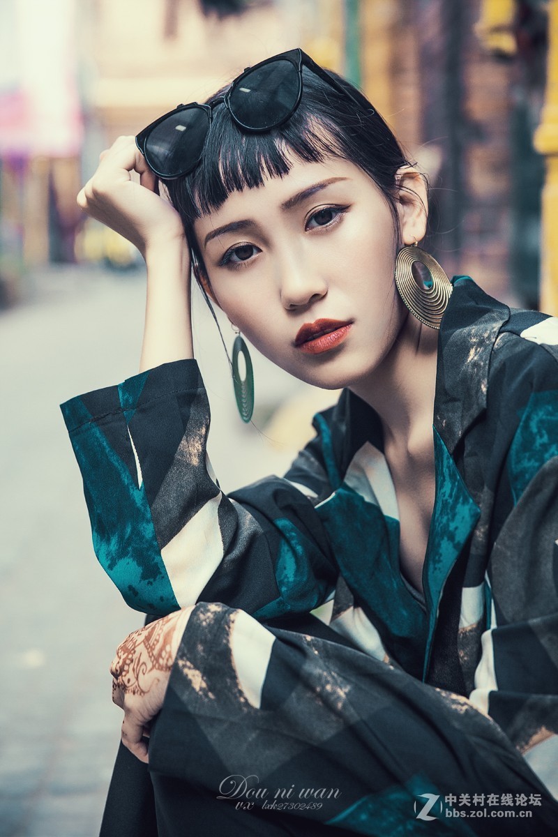 小街人像