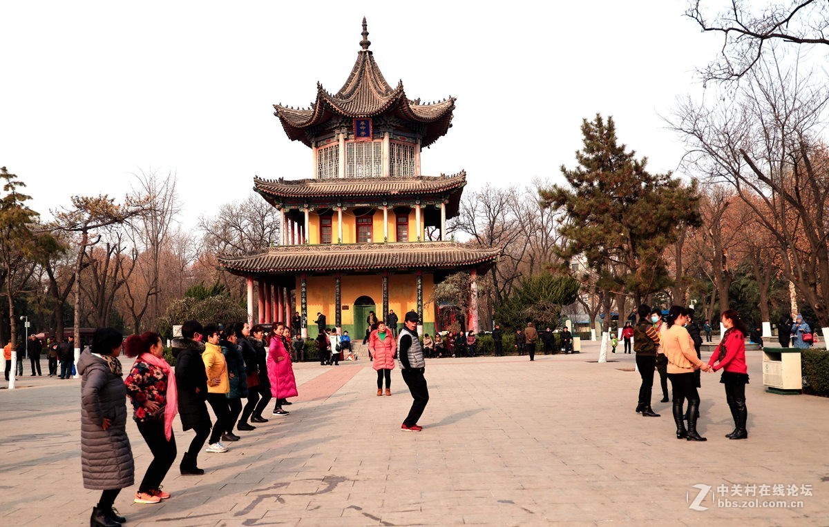 西安革命公园随拍《1》