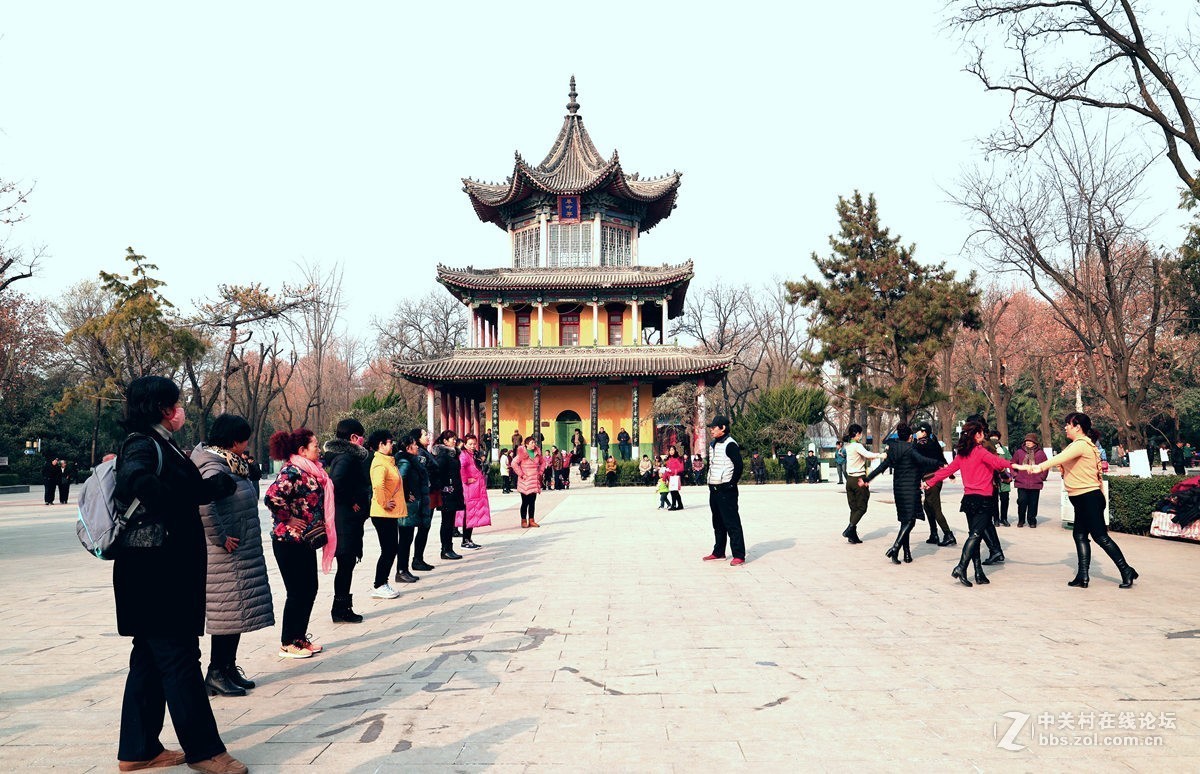 西安革命公园随拍《1》