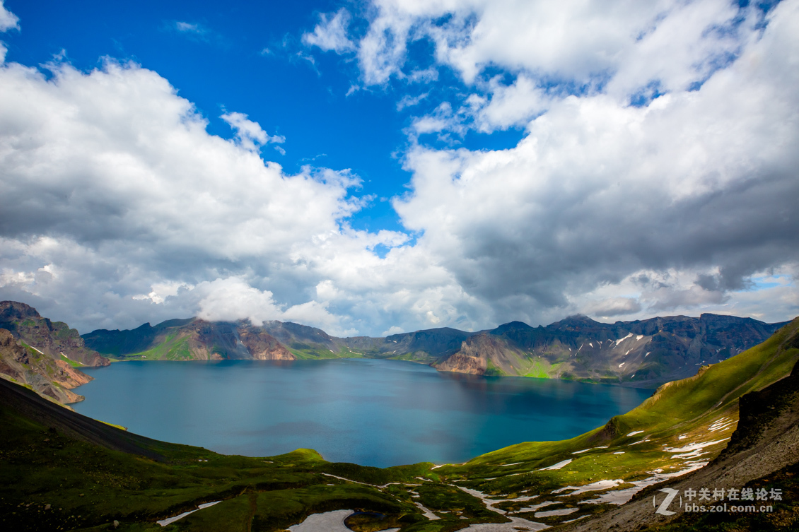雨后露真容 — 长白山天池西坡