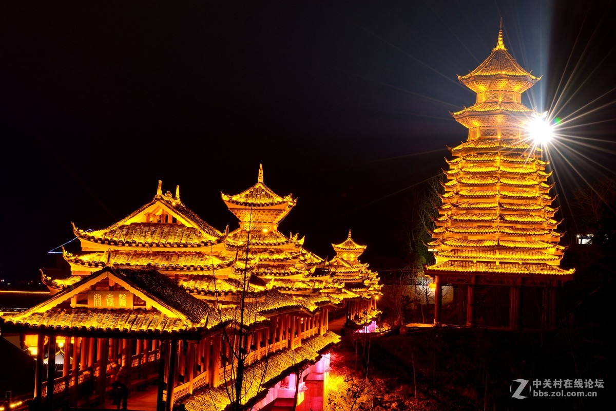 侗乡黎平南泉山文化广场夜景