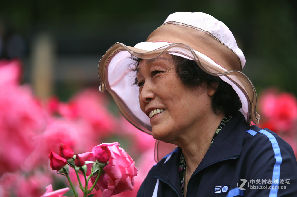 上几张6D和腾龙A009的片子，证明下此头素质相当好